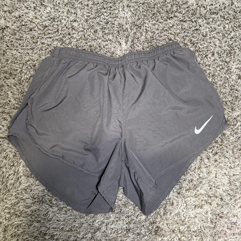 Nike Tempo Dri-FIT Running Shorts Womens Small Gray Zip Pocket Lined